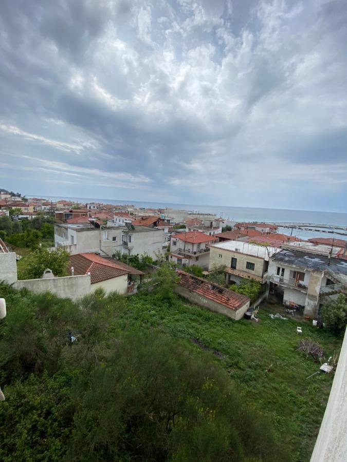 Nea Skioni Apartment Exterior photo